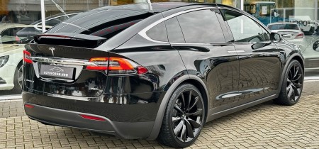 2017 Tesla Model X 525 PS Allradantrieb 4WD SUV 75d 75X Fotos