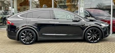 2017 Tesla Model X 525 PS Allradantrieb 4WD SUV 75d 75X Fotos