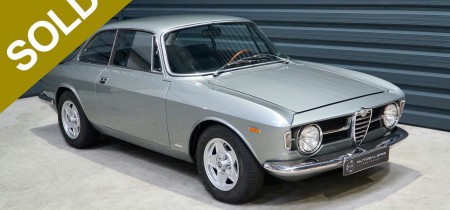 GT 1300 Junior Alfa Romeo Fotos
