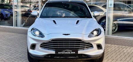 Aston Martin DBX V8 SUV 2022 Lightning Silver 23967km 550PS Fotos