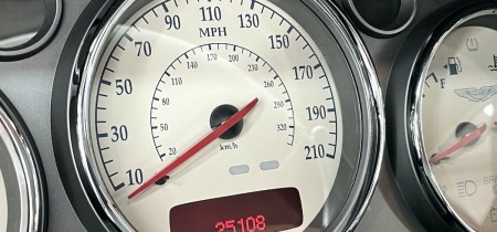 Vanquish V12 Aston Martin Fotos