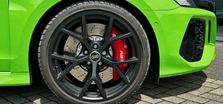 Audi RS 3 Limousine Kyalamigruen 2022 2.5 TFSI quattro 26000km Fotos