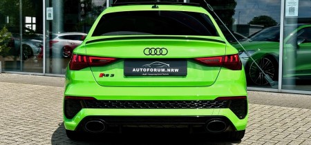 Audi RS 3 Limousine Kyalamigruen 2022 2.5 TFSI quattro 26000km Fotos