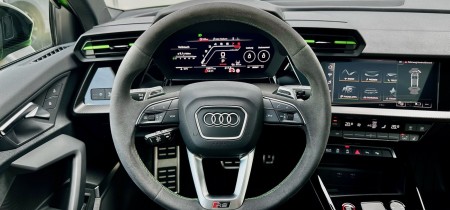 Audi RS 3 Limousine Kyalamigruen 2022 2.5 TFSI quattro 26000km Fotos