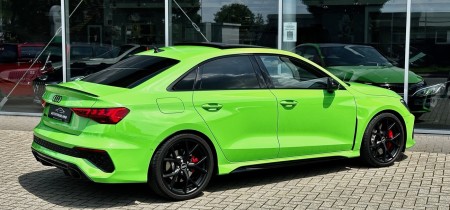 Audi RS 3 Limousine Kyalamigruen 2022 2.5 TFSI quattro 26000km Fotos