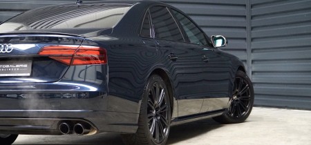 675 PS Audi S8 Quattro Fotos