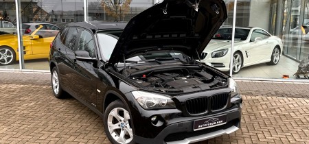 BMW X1 sDrive18i SUV VL31 2.0 E84 schwarz 2010 Fotos