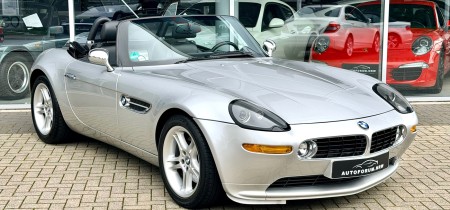 BMW Z8 5.0 V8 Roadster E52 Baujahr 2000 1. Hand 88900km 400PS V8 Titansilber met. Fotos
