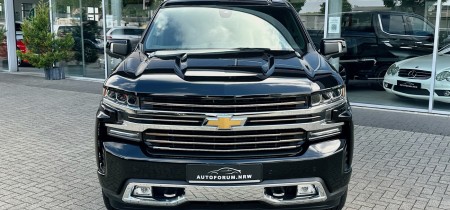 Chevrolet Silverado 1500 Crew Cab High Country AEC 3.0d Duramax 2023 Fotos