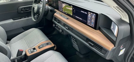 Elektrofahrzeug Honda e Advance Fotos
