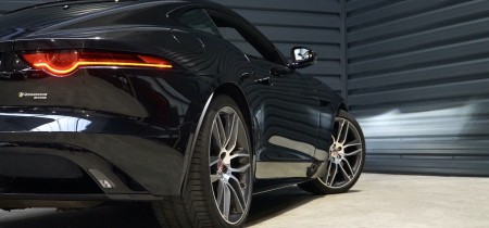 nur 18.000 km Jaguar F-Type Fotos