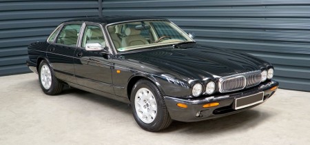 Jaguar XJ8 4.0 