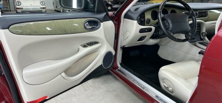 Jaguar XJR 4.0 V8 Supercharged X308 Fotos