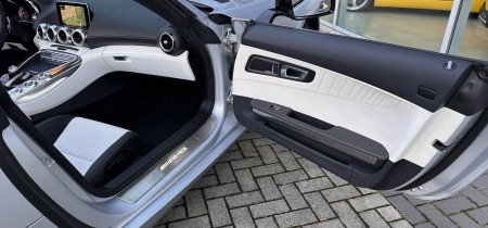 Mercedes-AMG GT 4.0 V8 DCT 190477 Roadster Cabrio 2018 2021 476 PS Fotos