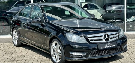 MERCEDES-BENZ C 350 AMG Line V6 BlueEFFICIENCY W204 2011 Fotos