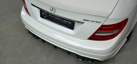 Nur 11.732 km C 63 AMG Coupé Fotos