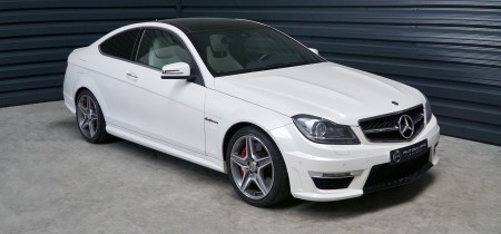 Nur 11.732 km C 63 AMG Coupé Fotos
