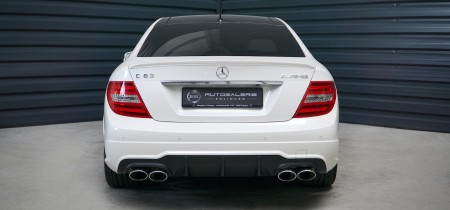 Nur 11.732 km C 63 AMG Coupé Fotos