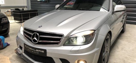 Mercedes-Benz C 63 AMG Limousine silber Fotos