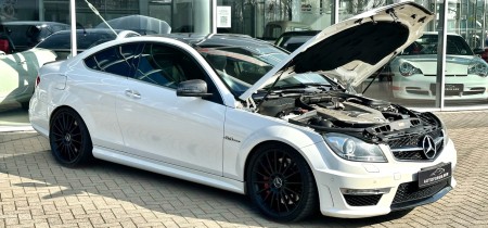 Mercedes-Benz C 63 AMG W204 Performance Package Plus 2012 Fotos