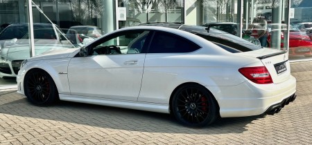 Mercedes-Benz C 63 AMG W204 Performance Package Plus 2012 Fotos