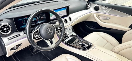 Mercedes-Benz E 220 D W213 T-Modell Kombi Avantgarde 360 Kamera 2018 Fotos