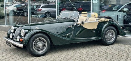 Morgan Plus 8 LHD Roadster 4.6 V8 Rover British racing green 1998 Fotos