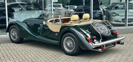 Morgan Plus 8 LHD Roadster 4.6 V8 Rover British racing green 1998 Fotos