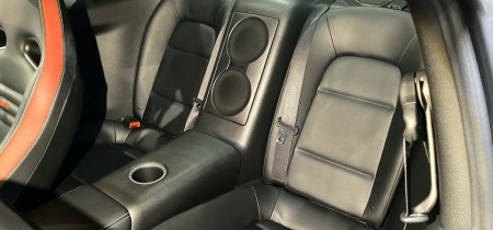 in blau Nissan GT-R 720 PS Fotos