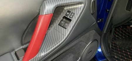 in blau Nissan GT-R 720 PS Fotos