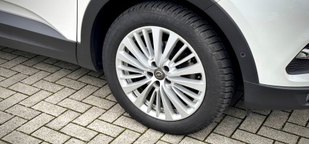 Opel Grandland X 120 Jahre Opel-Automobilbau Sondermodell 2019 Benziner 131 PS Fotos