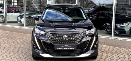 Peugeot 2008 BlueHDi 100 Allure 1,5 Liter Diesel 2020 Topausstattung Fotos