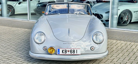 Porsche 356 Pre-A 1300 Gläser Cabrio mit Geteiltscheibe - Vollrestauriert - Schweizer Erstauslieferung aus dem Jahr 1951 Fotos