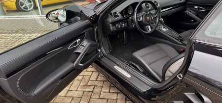 Porsche 718 Cayman S 2017 350 PS TOPZUSTAND und Sportwagen-Garantie bis August 2023 Fotos