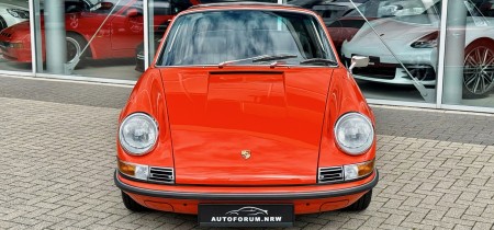 PORSCHE 911 T 2.4 Targa Ölklappe 1972 restauriert Neuzustand deutsche Papiere Blutorange 140PS Fotos