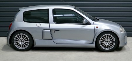 Renault Clio Sport Coupe 3.0 V6 Fotos