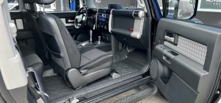 TRD Special Edition Toyota FJ Cruiser Fotos